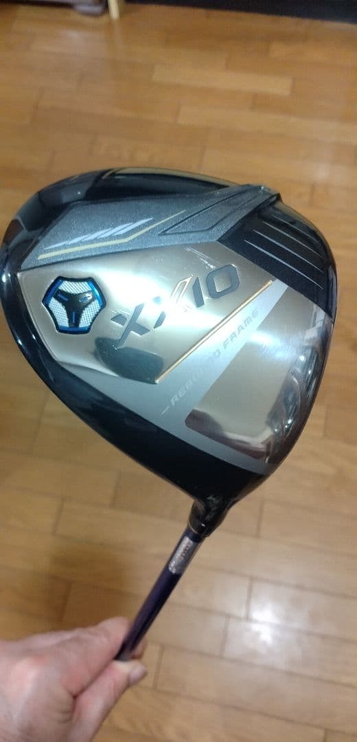 ゼクシオ13 ドライバー 10.5度 SR