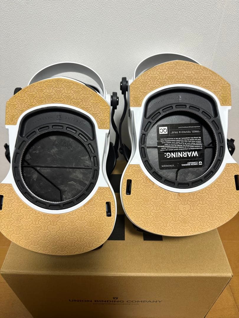 UNION ATLAS PRO メタリックホワイト Sサイズ