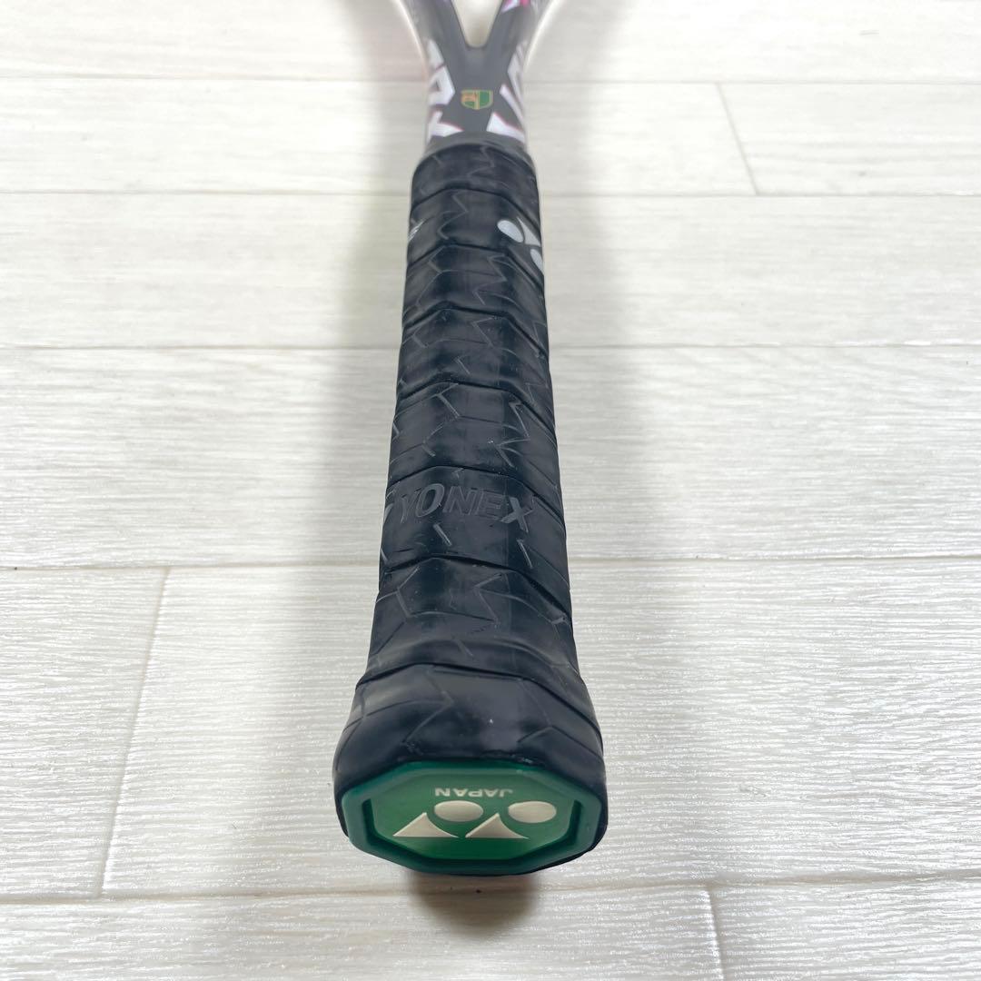 YONEX ヨネックス VOLTRAGE 5V ボルトレイジ5V