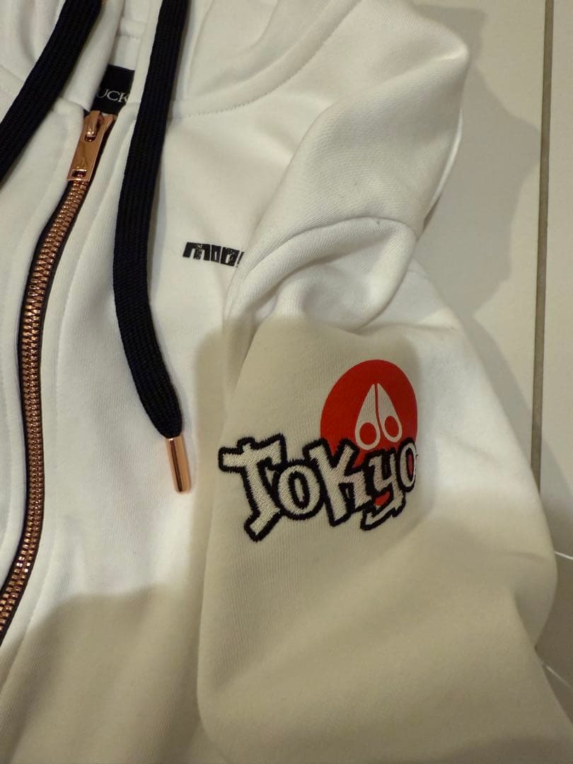 MOOSE KNUCKLES ホワイト フルジップ パーカー M 新品タグ付き