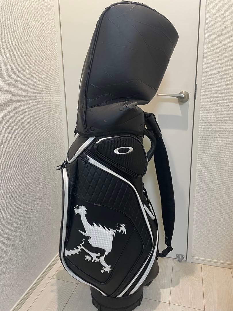 OAKLEY オークリ　キャディバッグ フード付属
