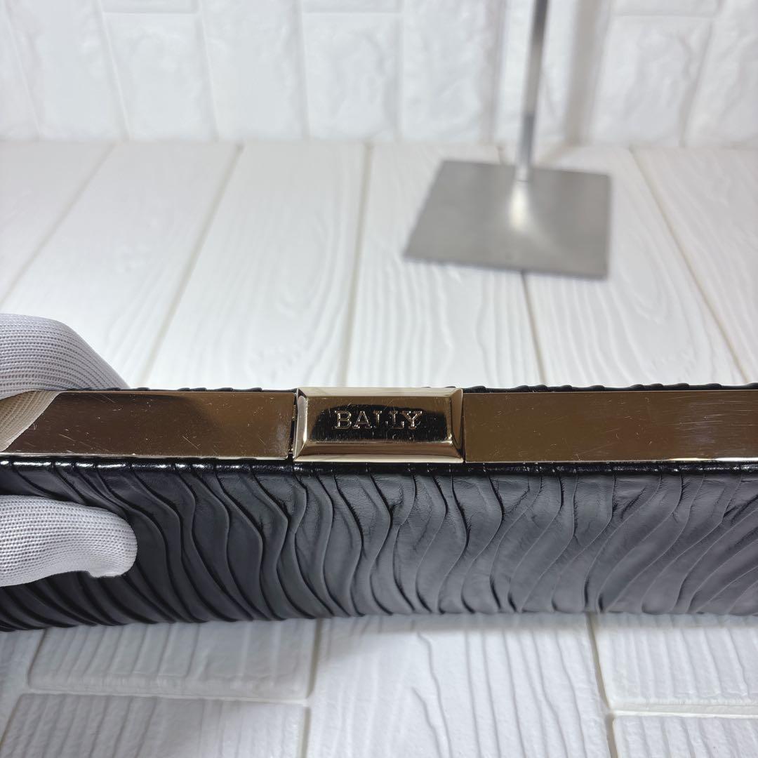 【未使用級】BALLY バリー 高級感 クラッチバッグ レザー ゴールド 金具