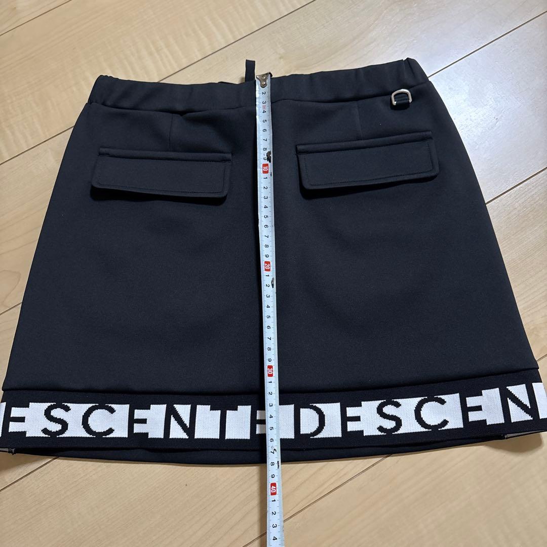 DESCENTE ゴルフウェア ポロシャツ　スカート　2点　黒　M/L