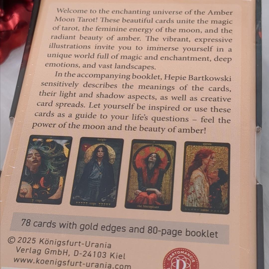 ★正規品タロットカード★入手困難☪︎芸術的＆力強い色彩の月と琥珀の輝きのタロット