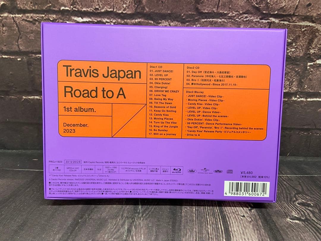 ● Travis Japan Road to A FC盤　2CD+Blu-ray