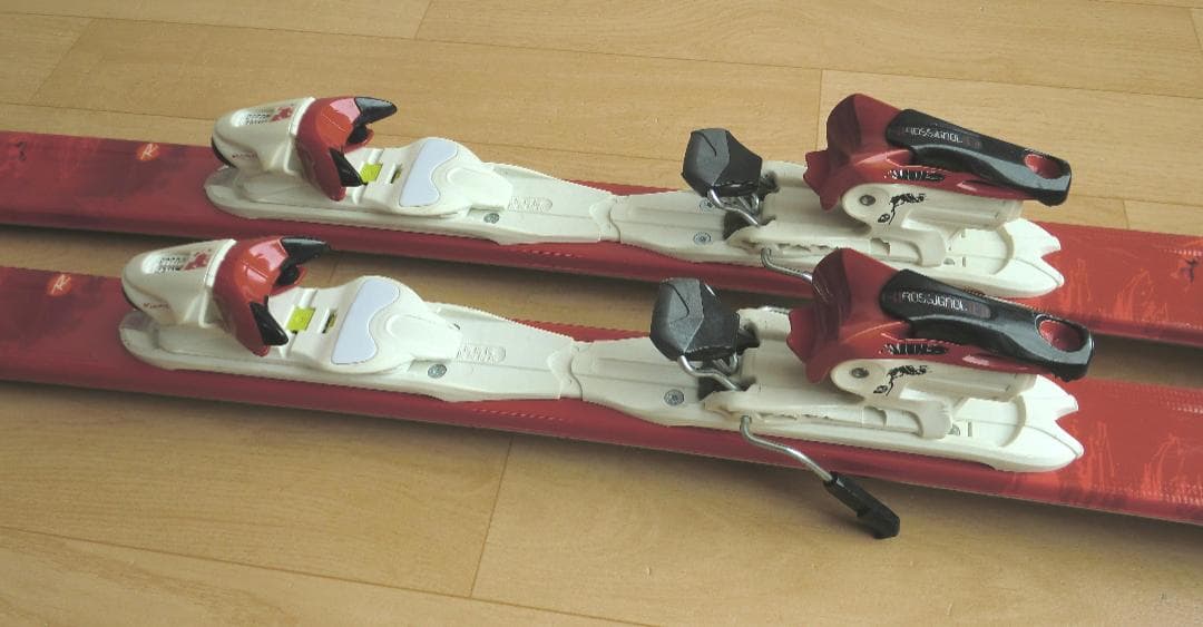 ■最終特価■送料無料■ロシニョール■女性用スキーセット■154/25-25.5■