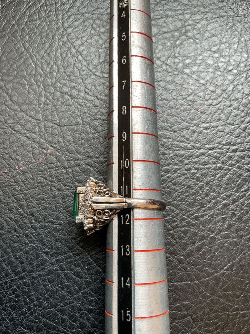 ネ*コ様 本物刻印保証エメラルド 2.13ctダイヤモンド0.8ct PT900