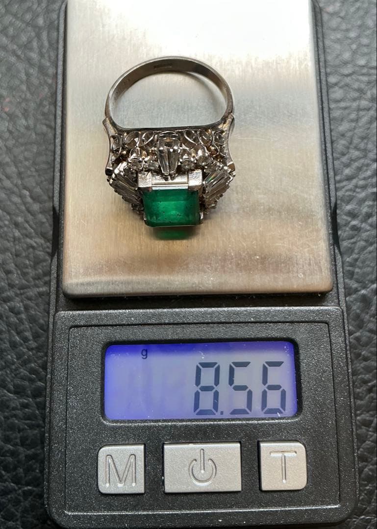 ネ*コ様 本物刻印保証エメラルド 2.13ctダイヤモンド0.8ct PT900