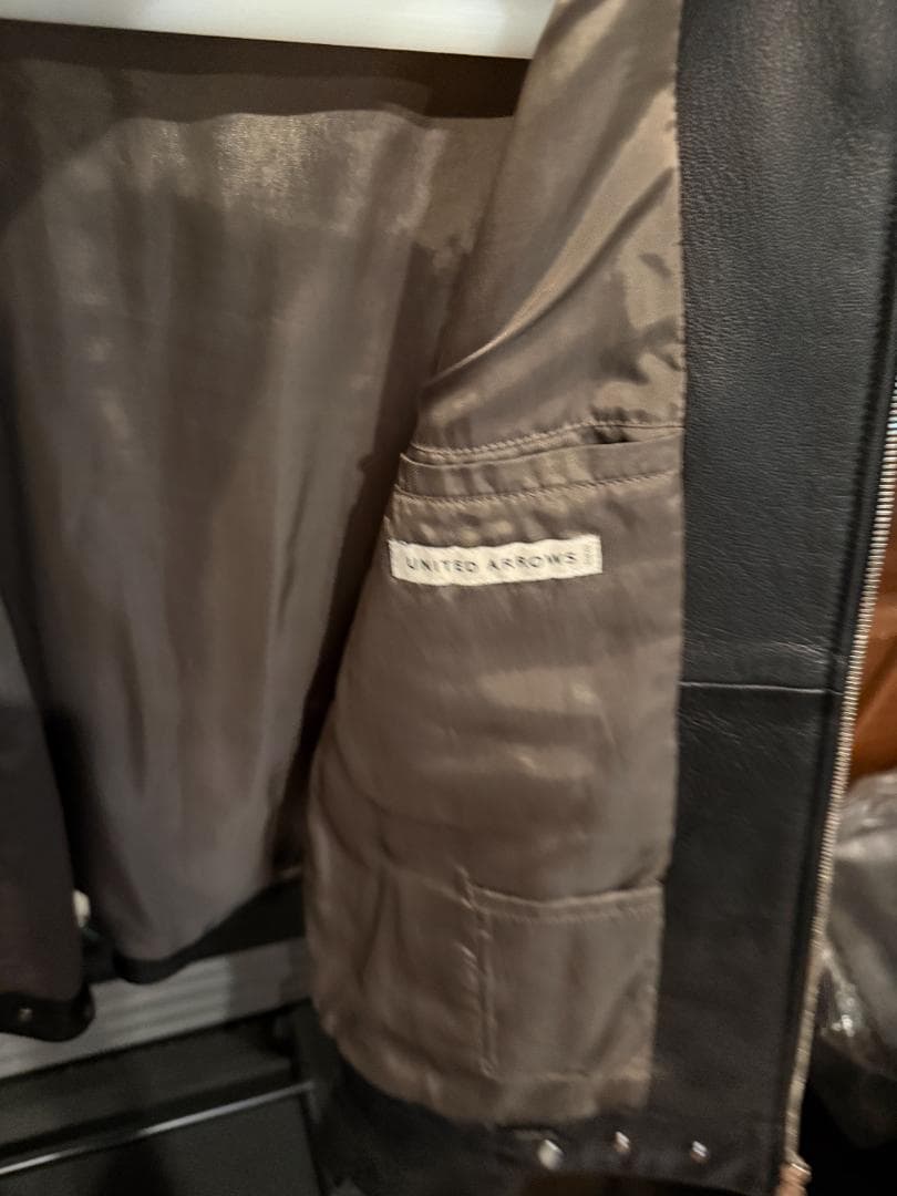 シープスキン レザー ジップ ブルゾン　UNITED ARROWS