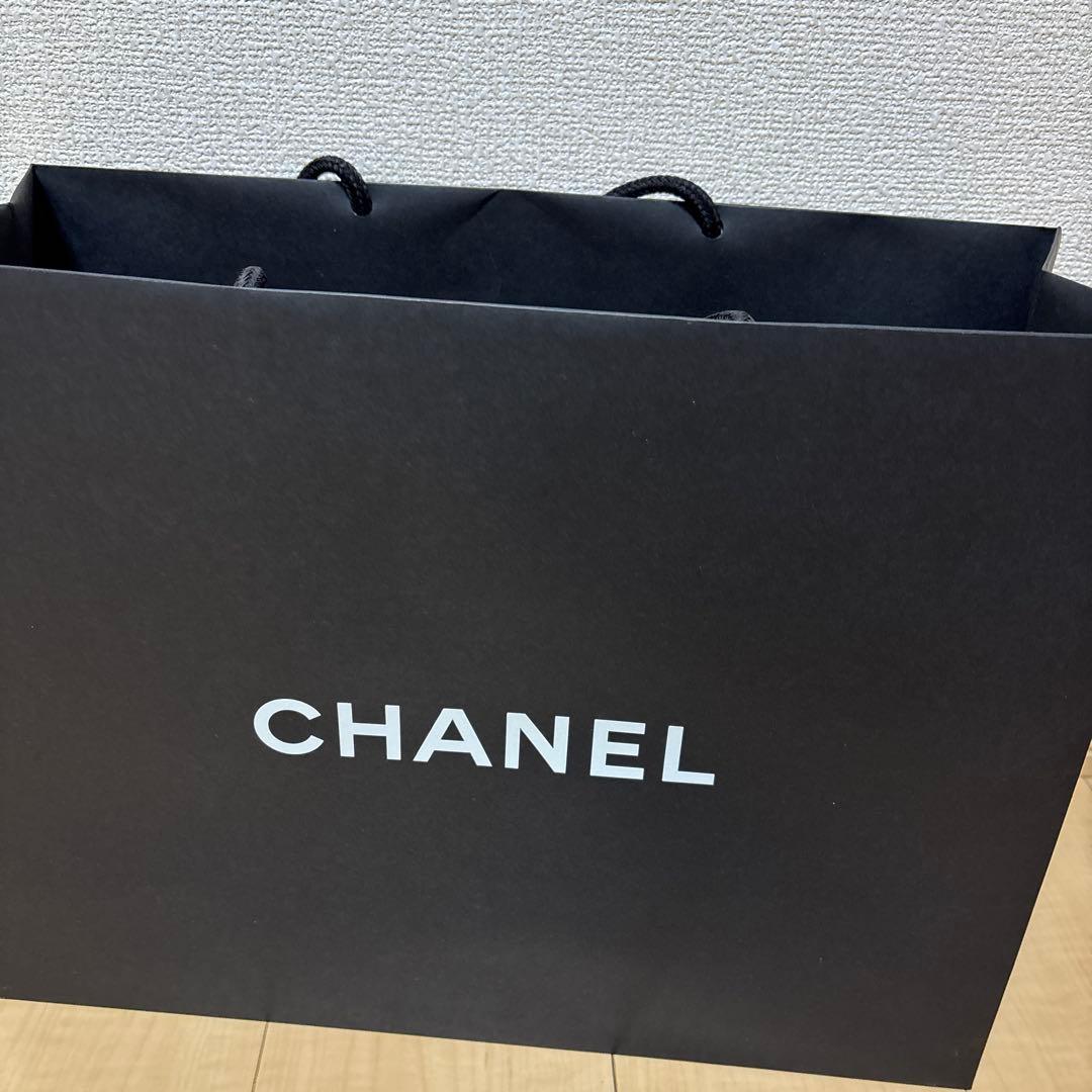 【空箱ショッパー包装紙のみ】シャネル バッグのマグネット式空箱 ショッパー