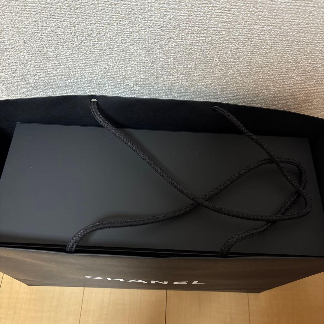 【空箱ショッパー包装紙のみ】シャネル バッグのマグネット式空箱 ショッパー