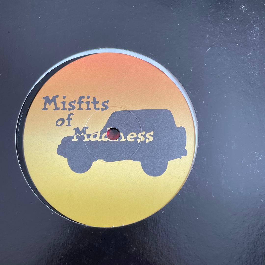 Misfits Of Madness – Explosions