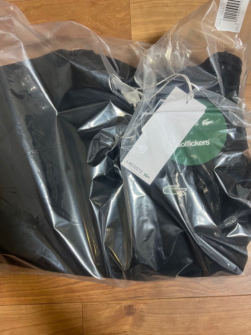 golfickers LACOSTE ブラック クルーネック セーター