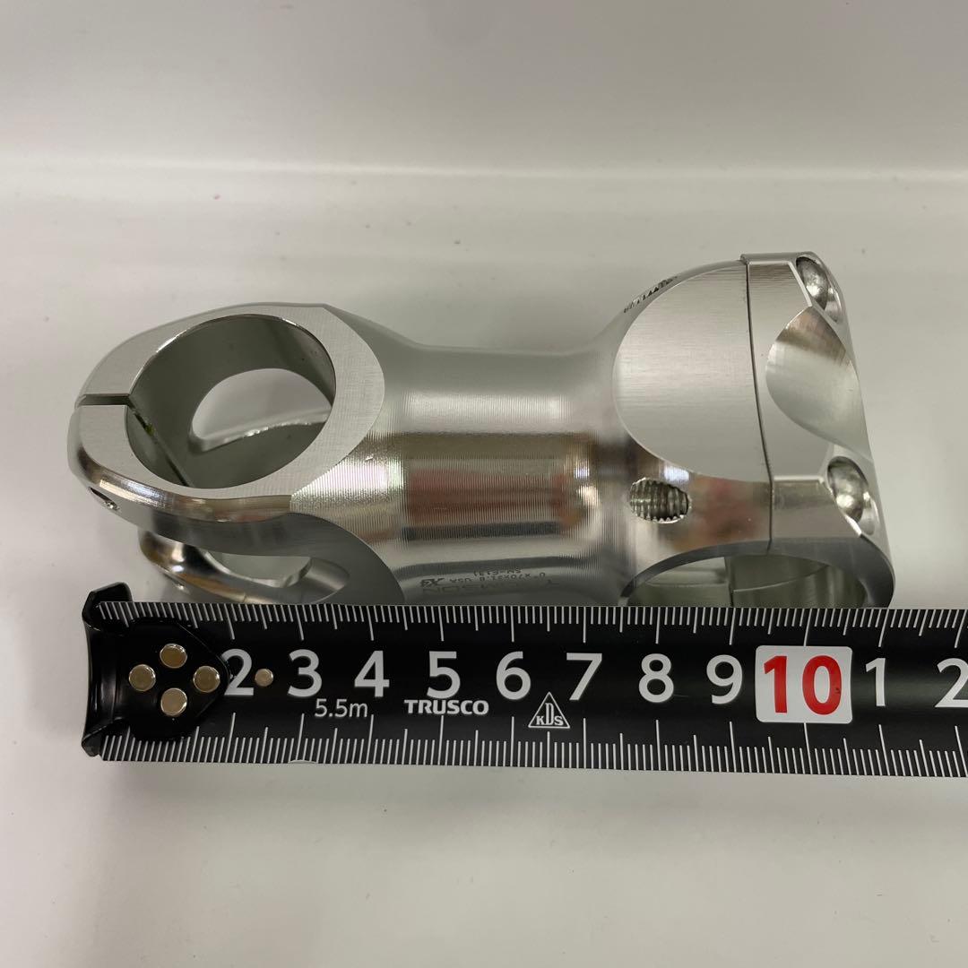 THOMSON X4 ステム