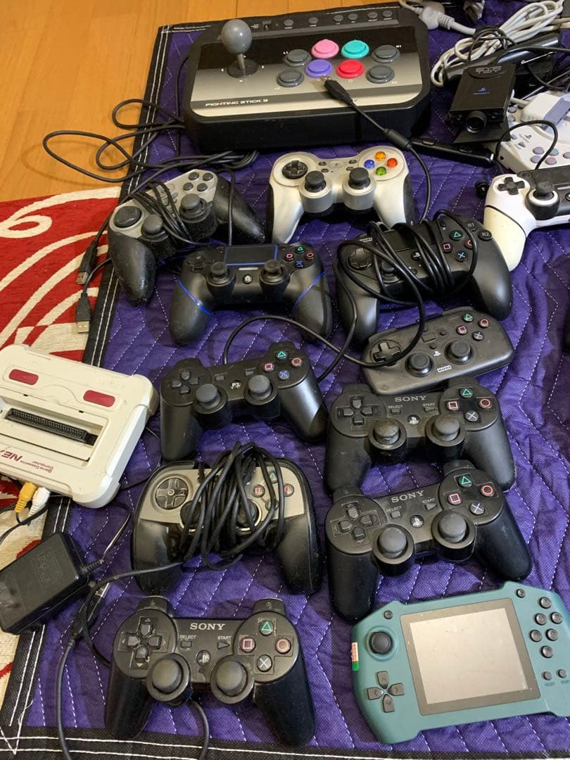 【ジャンク】コントローラー　色々詰め合わせ　まとめてセット　まとめ売り　部品取等