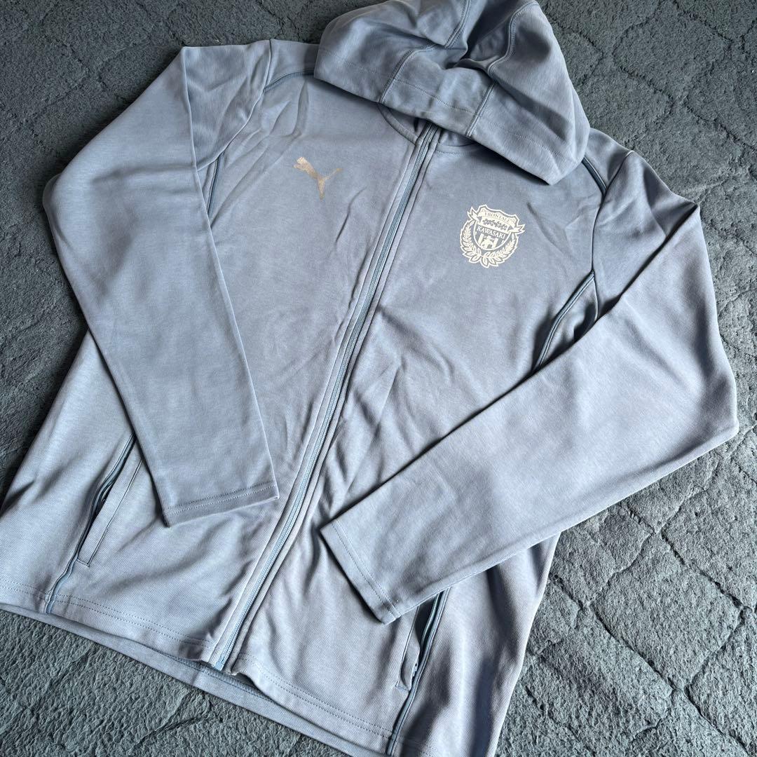 川崎フロンターレ PUMA TEAMFINALカジュアルフーデッドジャケット