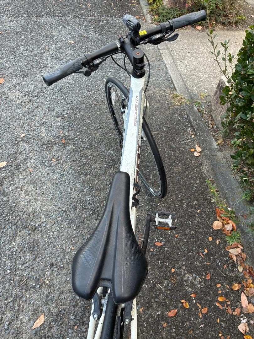 【引き取り歓迎】ジャイアント GIANT クロスバイク ESCAPE RX3