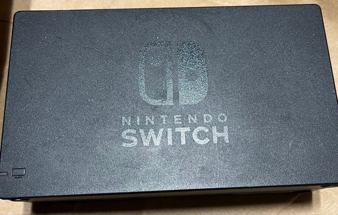 Nintendo Switch 本体 グリーンとピンクのJoy-Con