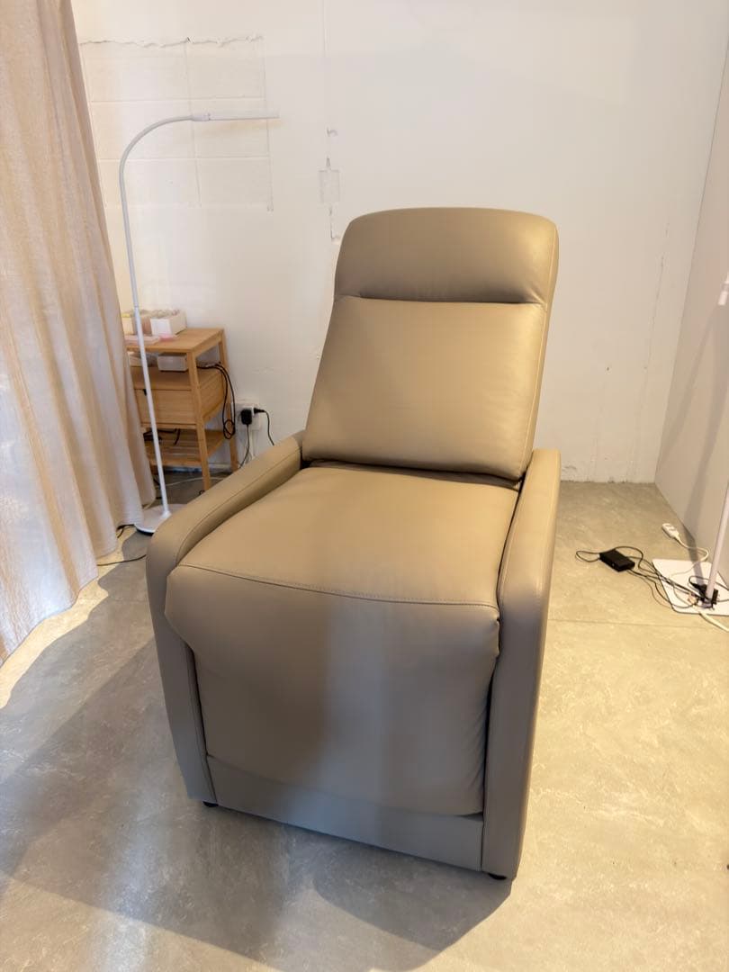 GANA電動リクライニングチェア　シエロPlus/マツエク/エステ