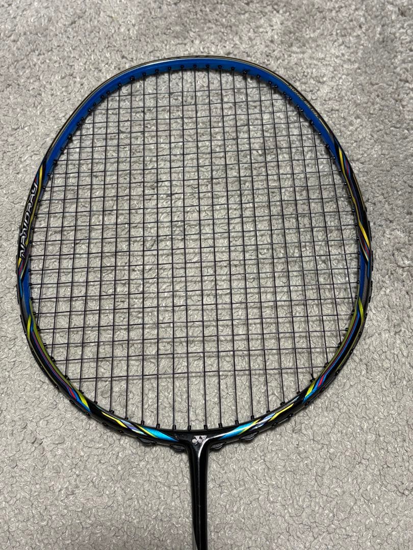 ヨネックス　ナノレイ800 4UG5