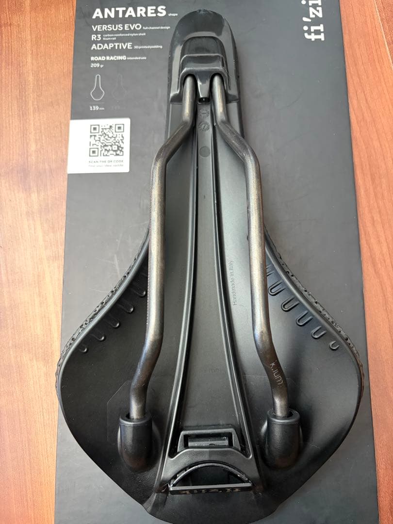 フィジークfizik ANTARES 139㎜VERSUS EVO R3 箱付