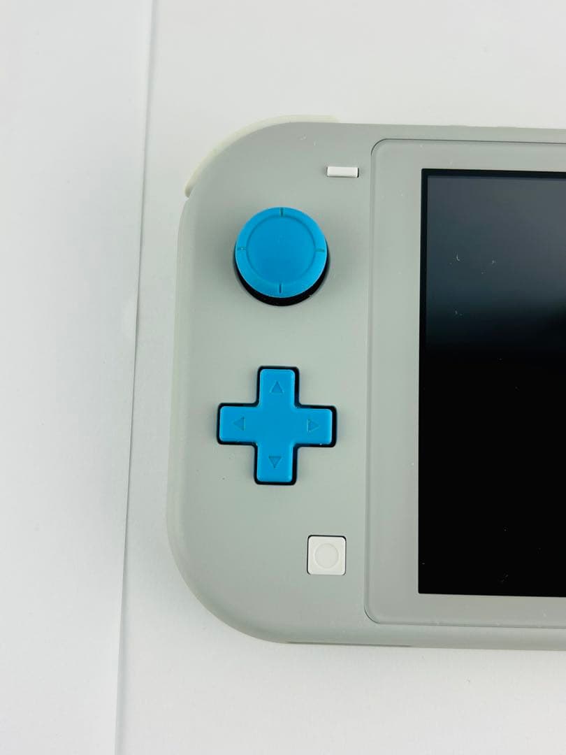 ほぼ新品 Nintendo スイッチ ライト ザシアン switch lite