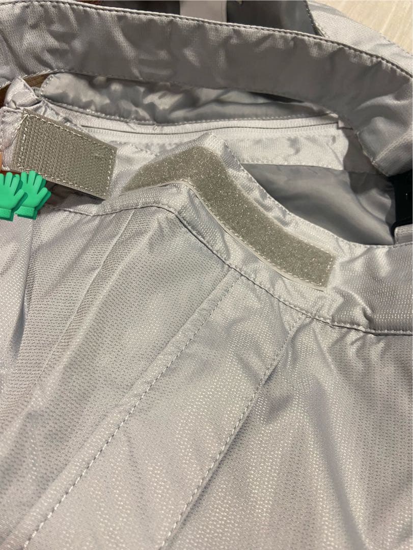 スキーウェア145〜165サイズ調節可能