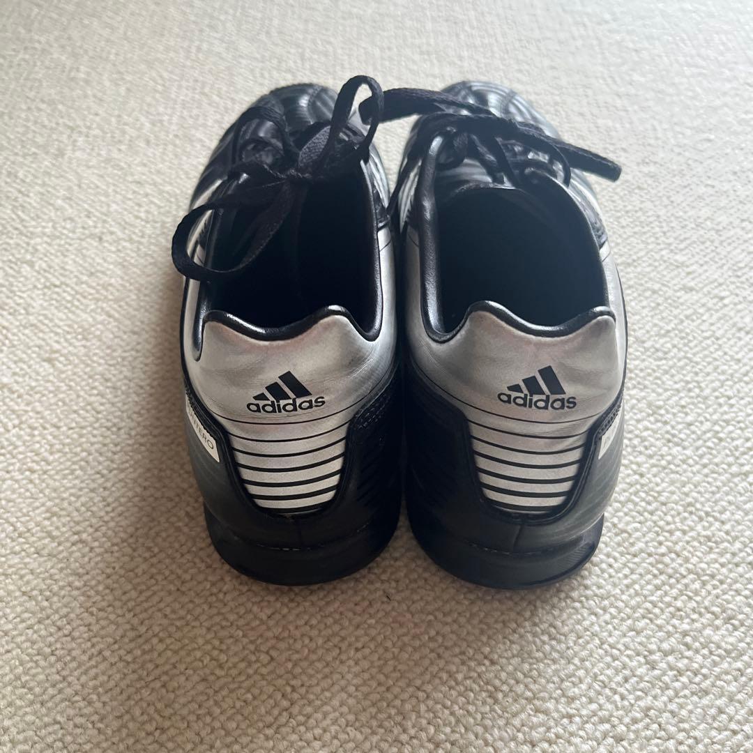 adidas サッカーシューズ 25.5cm