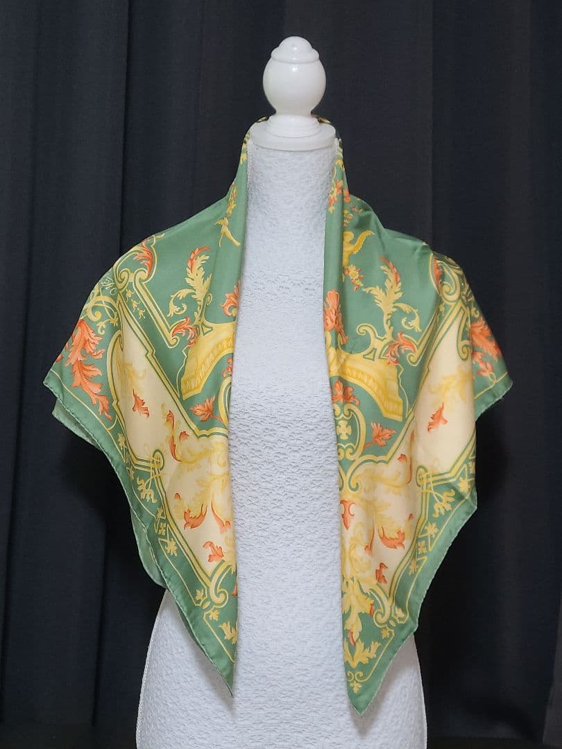 値下げ♪ETRO シルク スカーフ アラベスク柄 天使柄 イタリア製