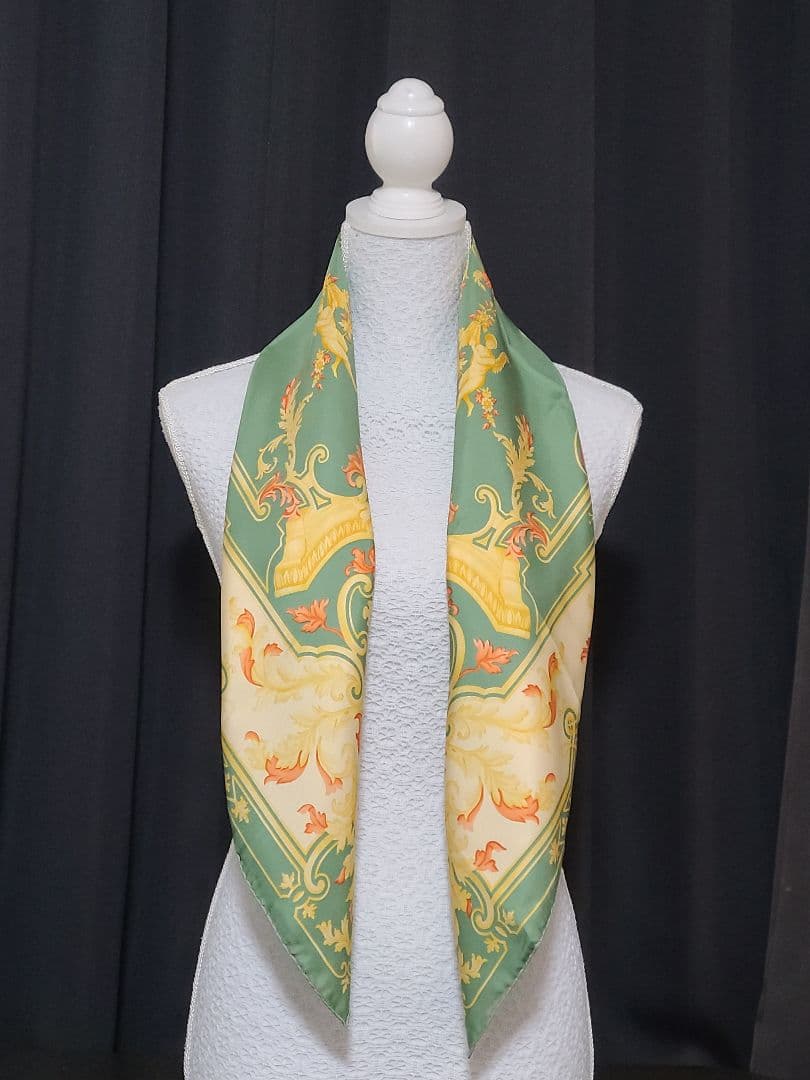 値下げ♪ETRO シルク スカーフ アラベスク柄 天使柄 イタリア製