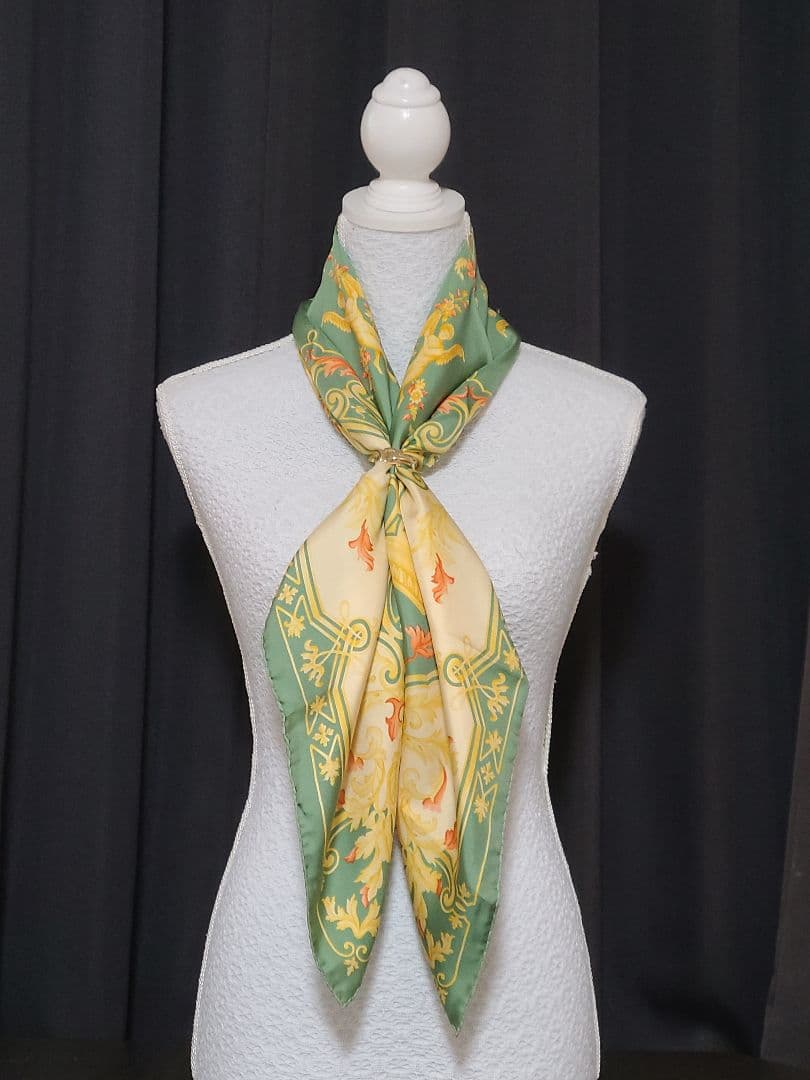 値下げ♪ETRO シルク スカーフ アラベスク柄 天使柄 イタリア製