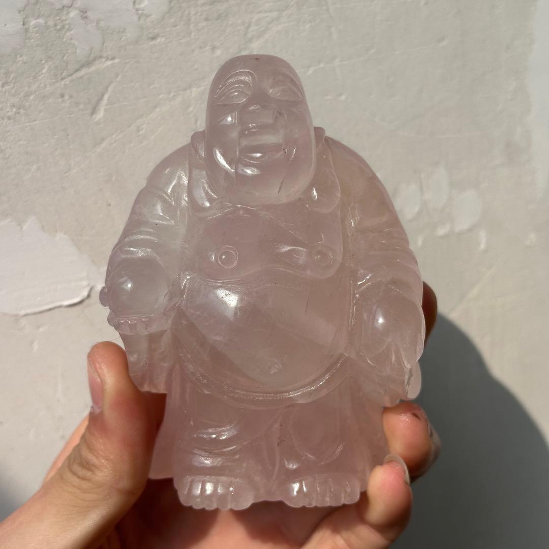 天然石ローズクォーツの大仏様　置物　ご購入前に在庫確認G.1309