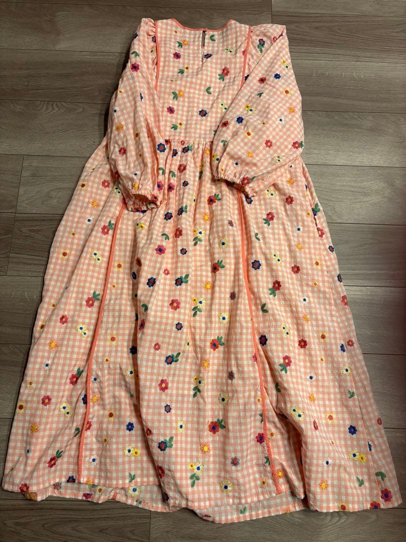 最終価格【美品】linkableリンカブルフラワーエンブロイダリーワンピース