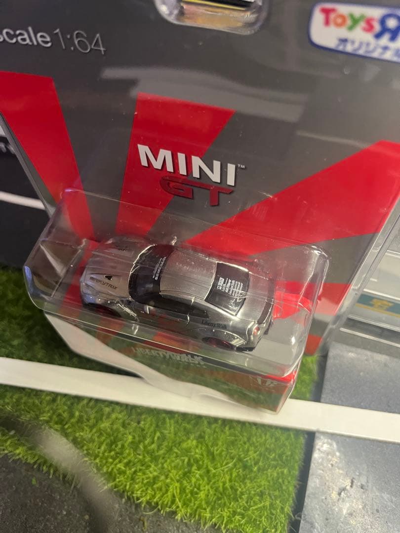 miniGT No.49 1/64 ミニカー LB サテンシルバー　未開封処分品