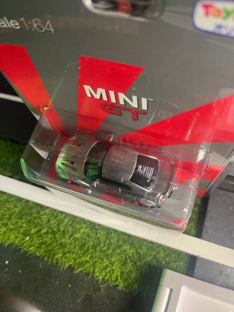 miniGT No.49 1/64 ミニカー LB サテンシルバー　未開封処分品