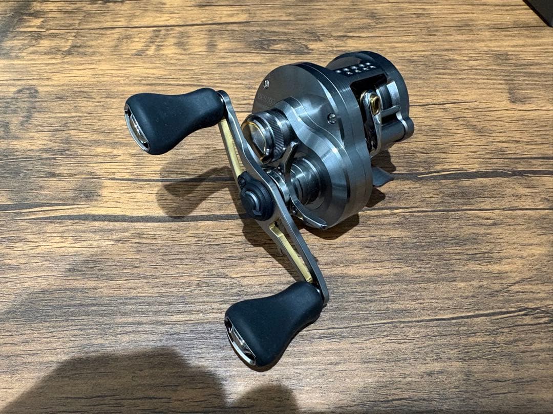 リール SHIMANO 23CALCUTTA CONQUEST BFS XG RIGHT