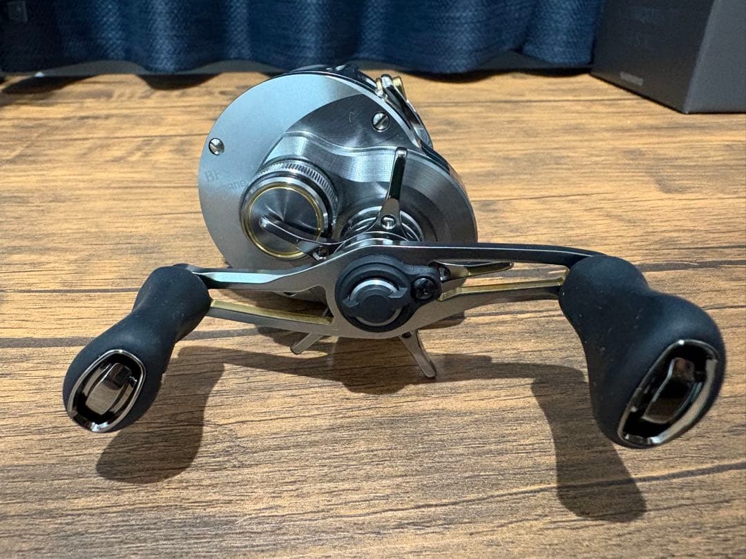 リール SHIMANO 23CALCUTTA CONQUEST BFS XG RIGHT