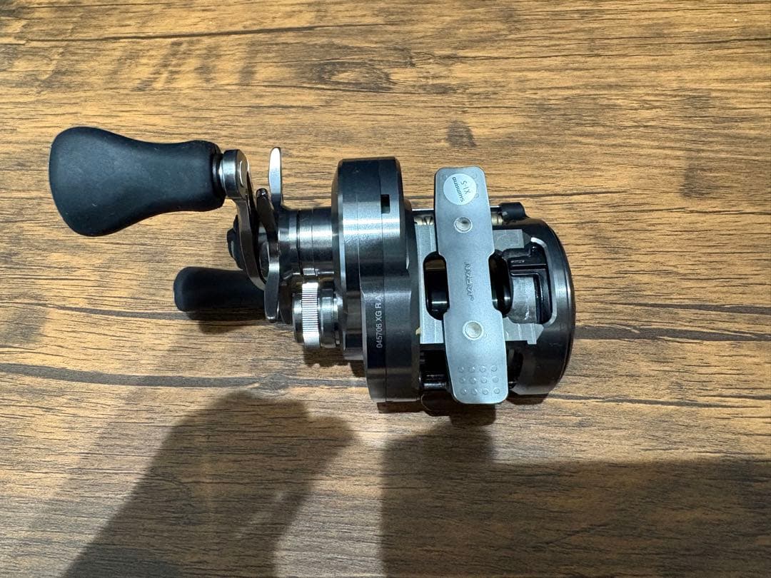 リール SHIMANO 23CALCUTTA CONQUEST BFS XG RIGHT