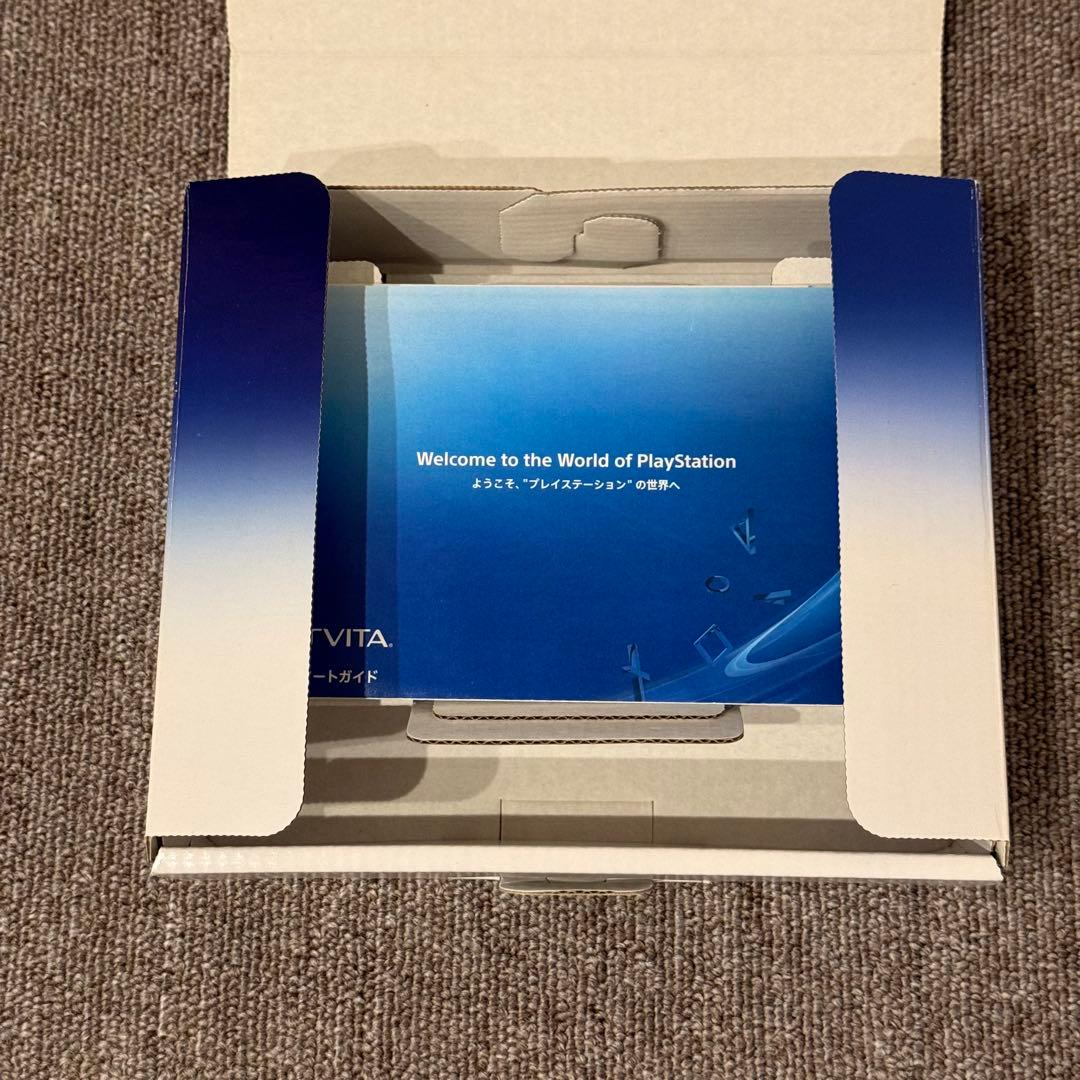 【ほぼ未使用】PSVITA PCH-2000 ブラック 箱付き
