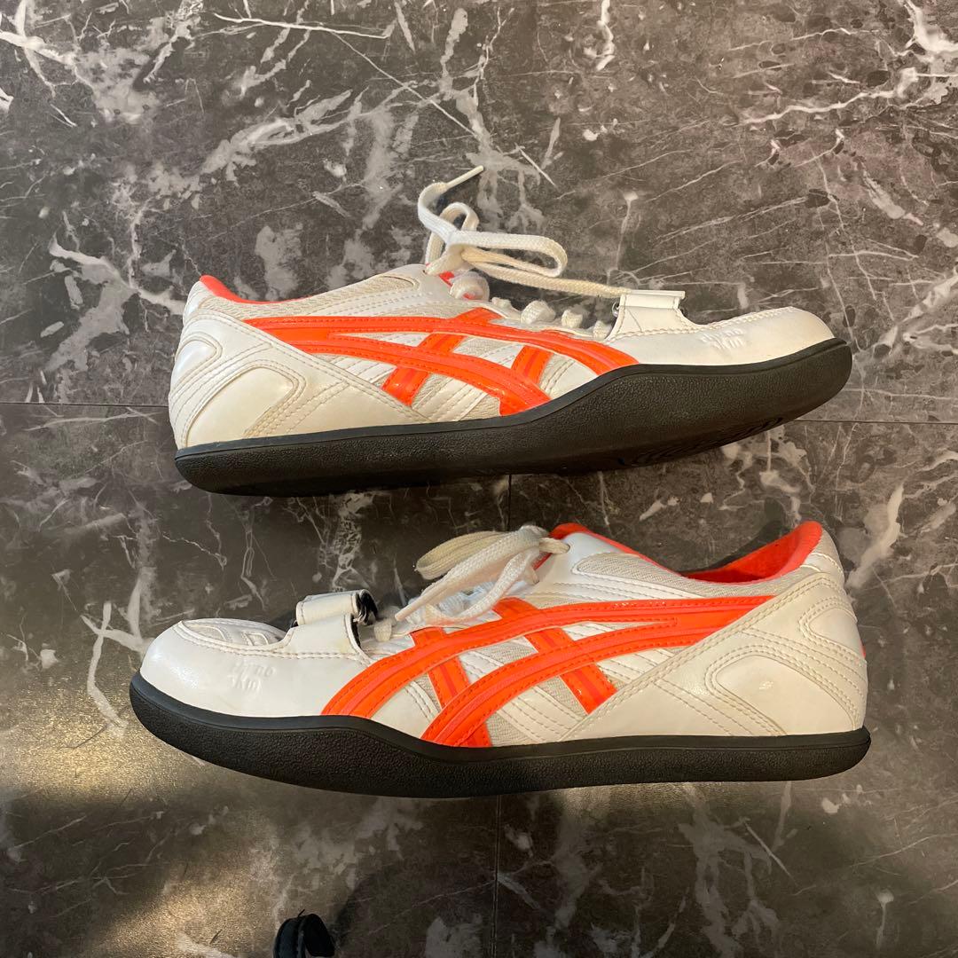 アシックス投擲用シューズ ホワイト/オレンジ 26㎝