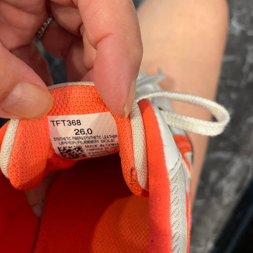 アシックス投擲用シューズ ホワイト/オレンジ 26㎝