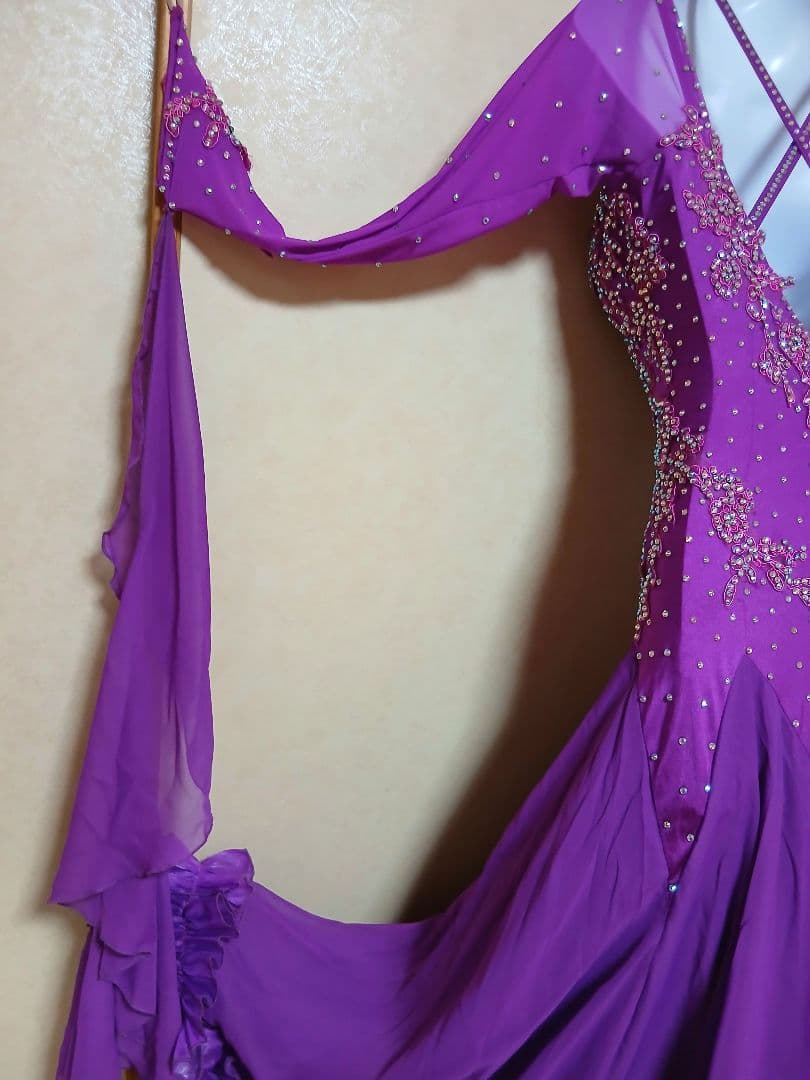 ★美品です❗社交ダンス競技会&Partyドレス✨鮮やかマゼンダ色大幅お値引き♪