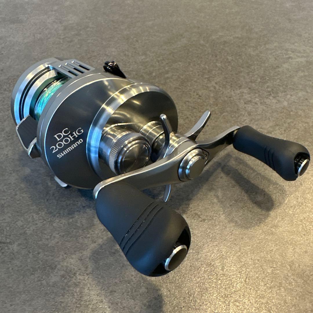 【新品】 SHIMANO カルカッタコンクエストDC 200HG