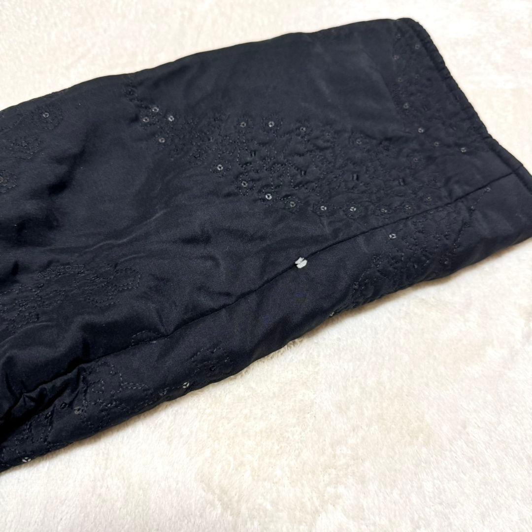 レオナール 裏地花柄 スパンコール アウター 黒