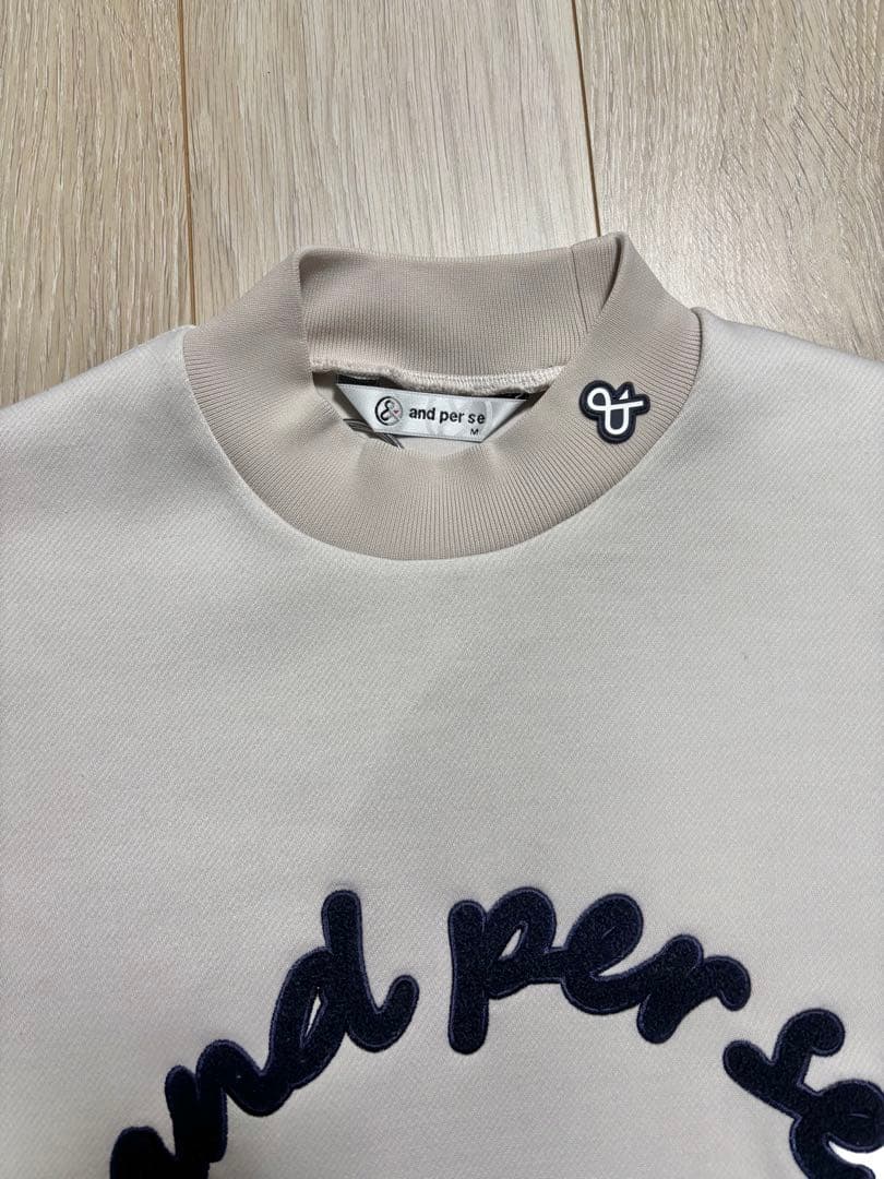 【アンパスィ】美品 モックネック 肉厚 長袖 オフホワイトMサイズ メンズ