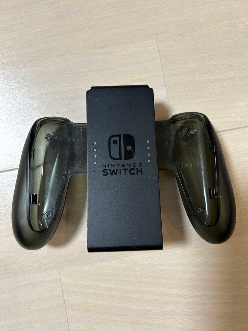 Nintendo Switch本体・充電グリップセットおまけつき