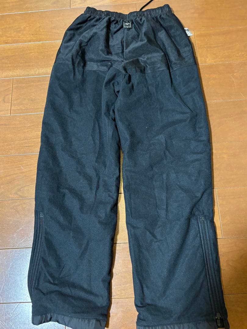 【試着のみ】ミズノ メンズ 中綿入 厚手 ウインドブレーカー上下セット L 黒赤