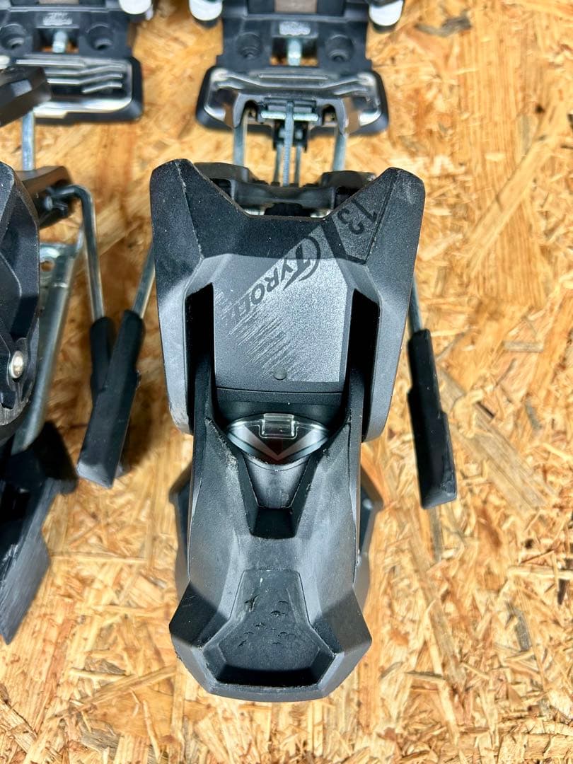 TYROLIA ATTACK13ビンディング