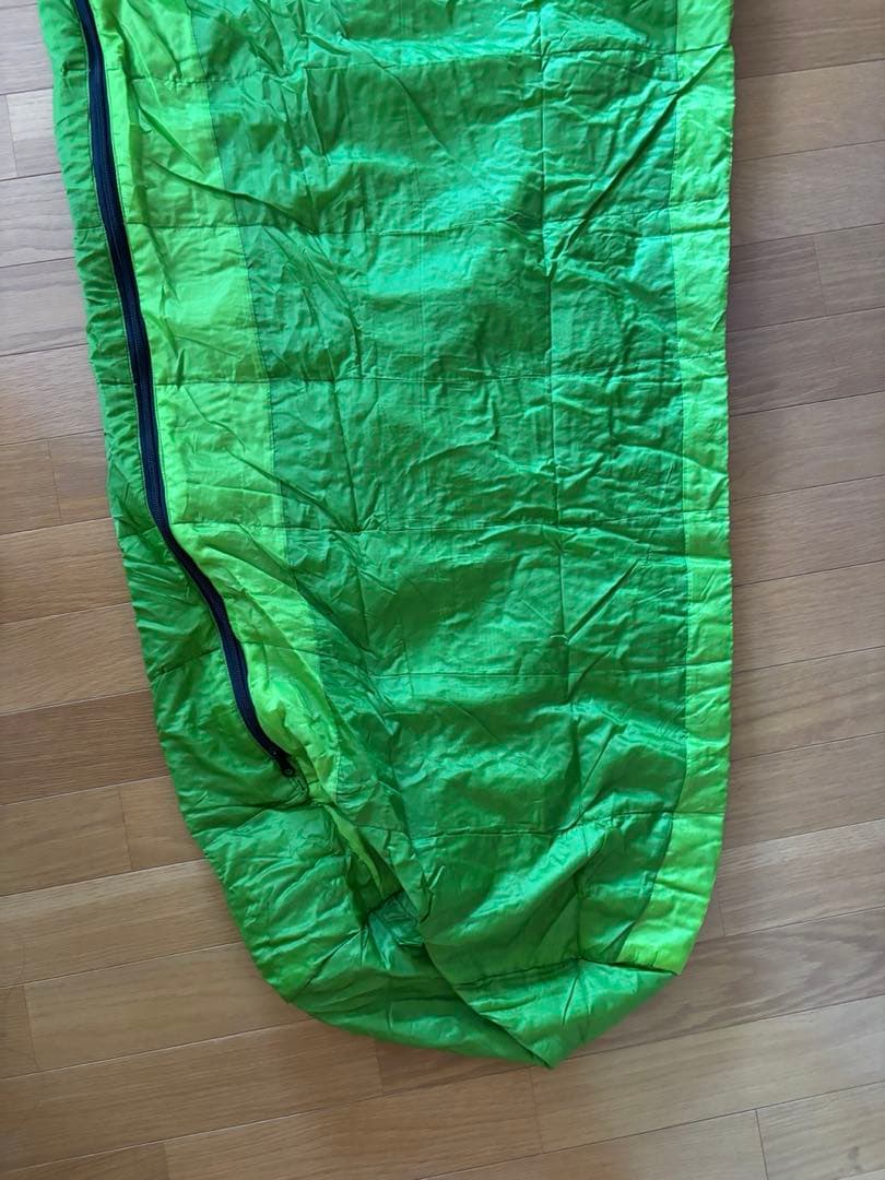 ISUKA Ultra Light 寝袋 グリーン　イスカ