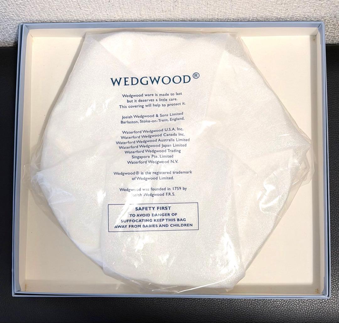 ウェッジウッドおまとめマグカップ1 小皿1 中皿1 大皿２タオル